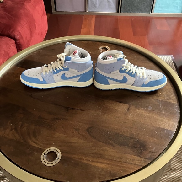 Nike Women's Air Jordan 1 Zoom CMFT 'University Blue' DV1305-004 Size 11.5 M10 - Picture 3 of 8